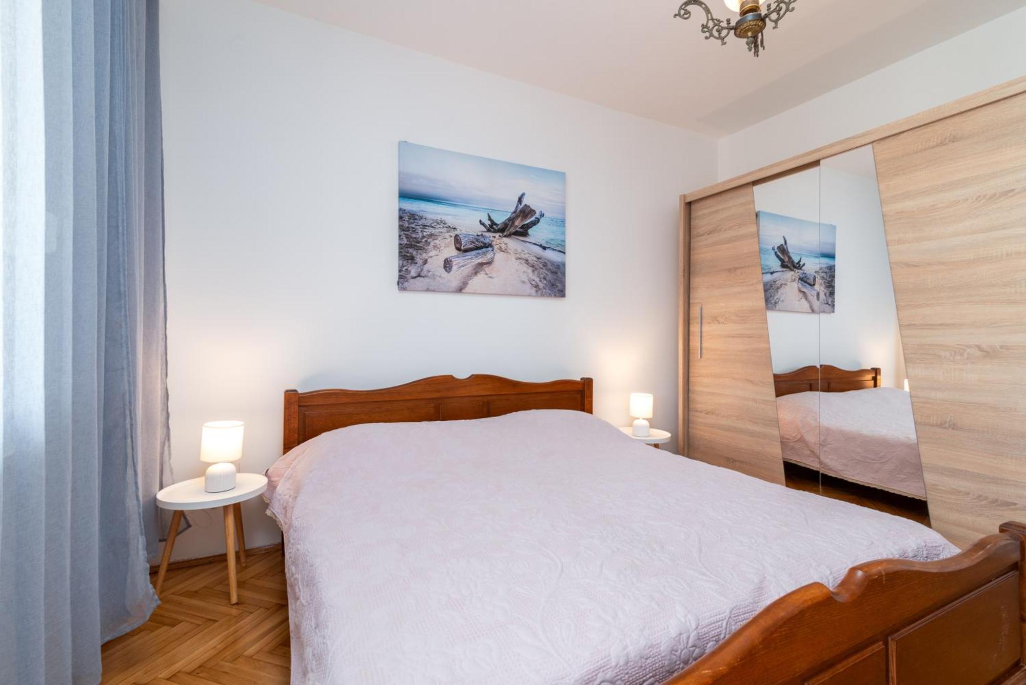 House Antonija, Relax By The Sea Apartament